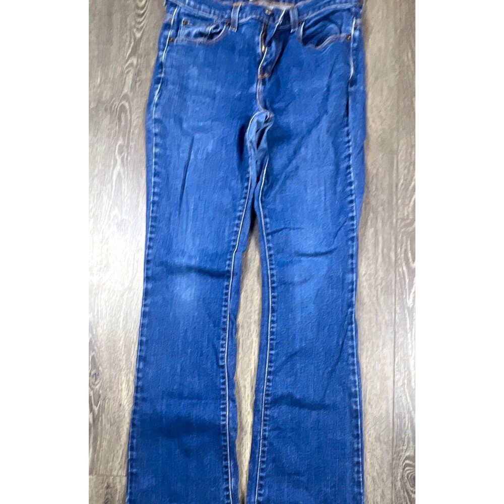 Levi's Women’s 8 Blue Medium Wash Denim Bootcut Jeans Mid Rise Slim Fit